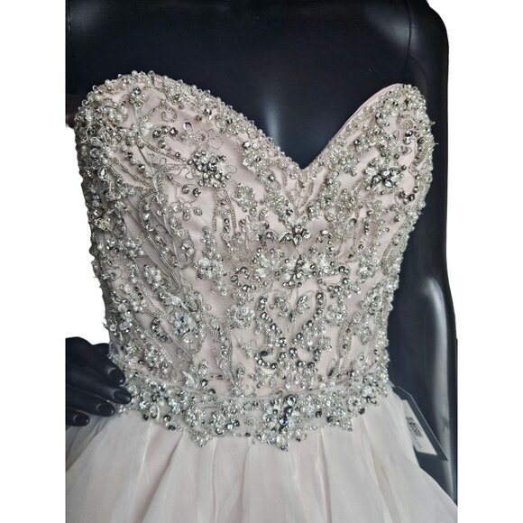 NWOT Sweetheart Strapless Blush Tiered Ball Gown Wedding Dress - Mori Lee - Picture 7 of 14
